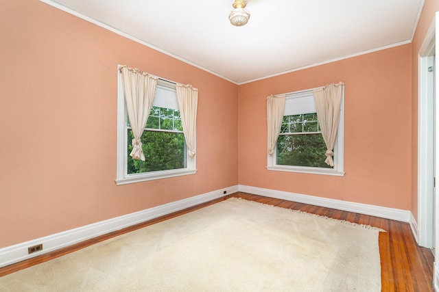34 Ridge Rd, Fort Mitchell, KY 41011 - unfurnished room featuring wood finished floors and ornamental molding