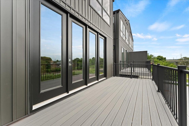 95 W 13th St Unit 11, Newport, KY 41071 - view of wooden deck