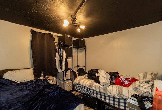 3141 Riggs Ave, Erlanger, KY 41018 - bedroom with ceiling fan