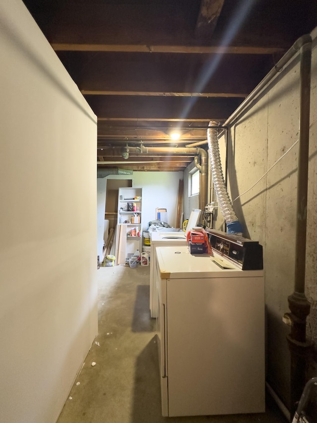3141 Riggs Ave, Erlanger, KY 41018 - basement featuring washer and dryer
