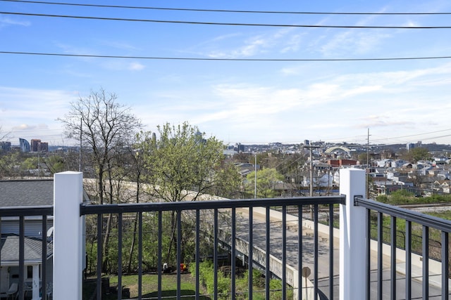 202 W 13th St, Newport, KY 41071 - view of balcony