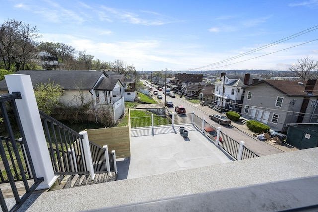 202 W 13th St, Newport, KY 41071 - balcony featuring a residential view