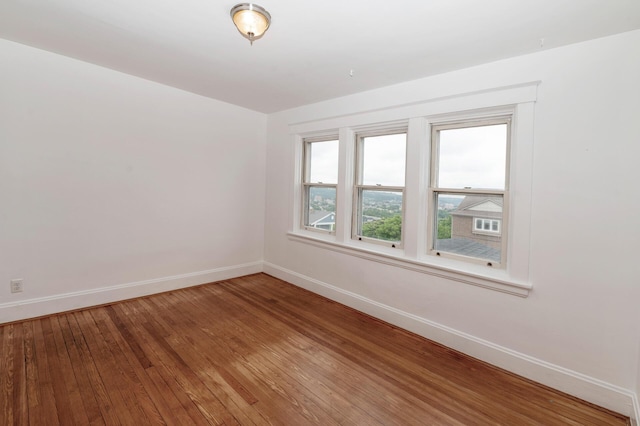61 Biehl St, Newport, KY 41071 - spare room featuring baseboards and light wood finished floors