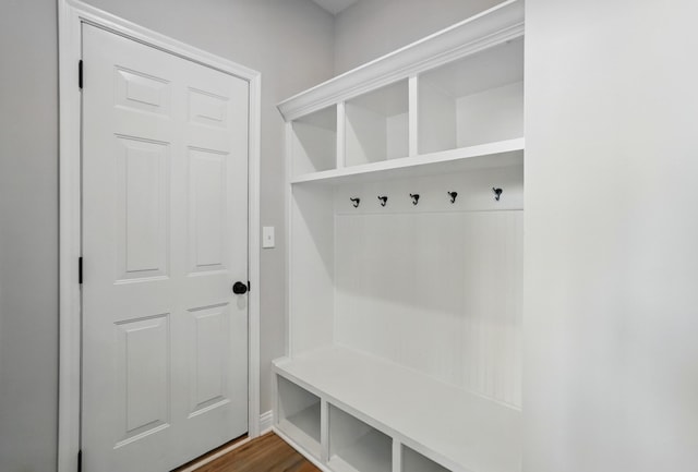 3226 Chloe Ct, Hebron, KY 41048 - view of mudroom