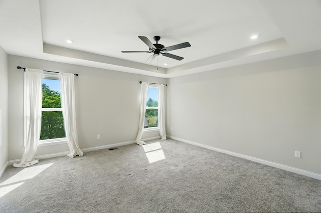3226 Chloe Ct, Hebron, KY 41048 - unfurnished room featuring a tray ceiling, a ceiling fan, carpet, and recessed lighting