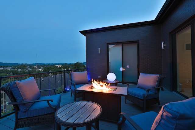 716 Western Ave, Covington, KY 41011 - patio / terrace featuring a fire pit