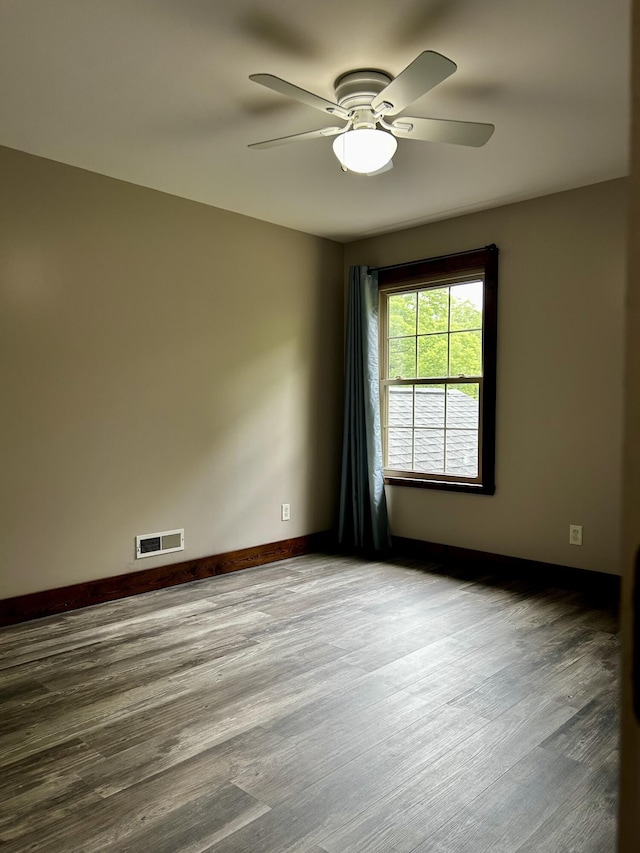 1756 Paxton Rd, Morning View, KY 41063 - spare room with wood finished floors and a ceiling fan