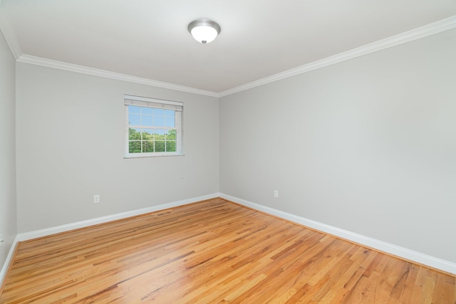 9513 Old Union Rd, Union, KY 41091 - spare room featuring crown molding and light wood-style floors