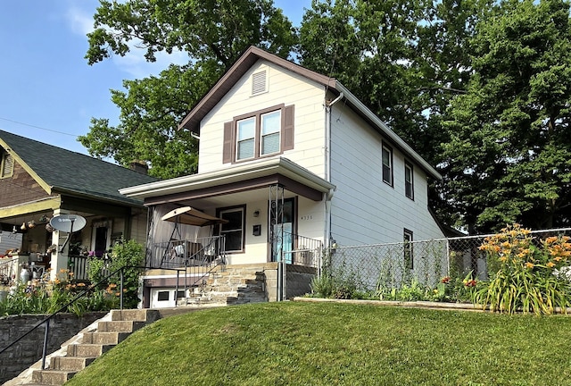 4336 Glenn Ave, Covington, KY 41015 - view of front facade featuring a porch and stairway