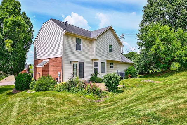 1906 Robins Run, Hebron, KY 41048 - back of property with a yard and a patio area
