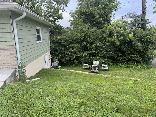2706 Decoursey Ave, Covington, KY 41015 - view of grassy yard