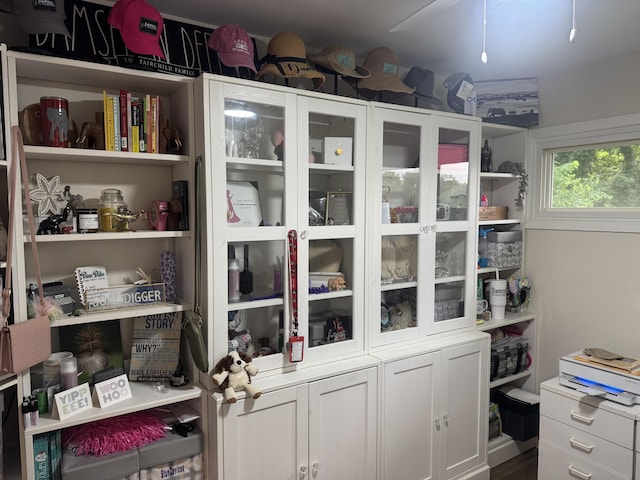 2706 Decoursey Ave, Covington, KY 41015 - view of pantry