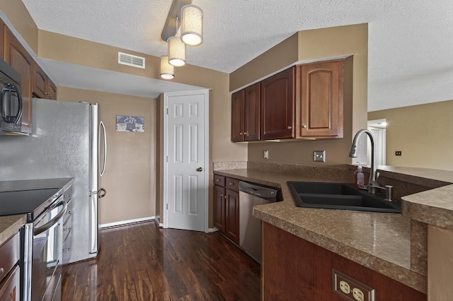 301 Spyglass Ct Unit 201, Wilder, KY 41076