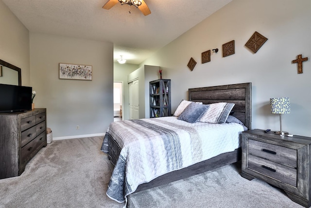852 Flint Rdg Unit 4-302, Cold Spring, KY 41076 - carpeted bedroom featuring a ceiling fan and a closet
