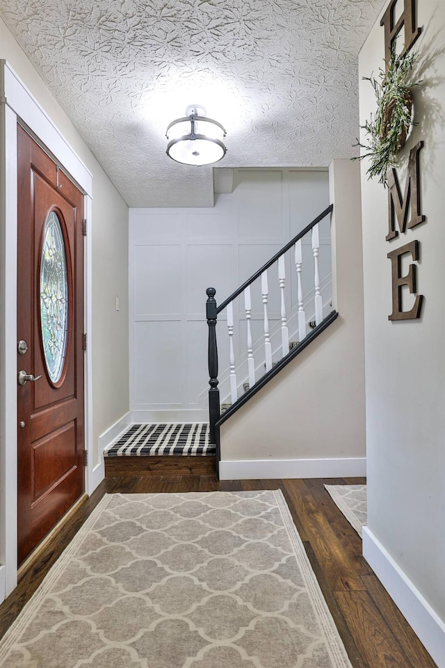 328 Creekwood Dr, Edgewood, KY 41017 - foyer entrance with wood finished floors and stairs
