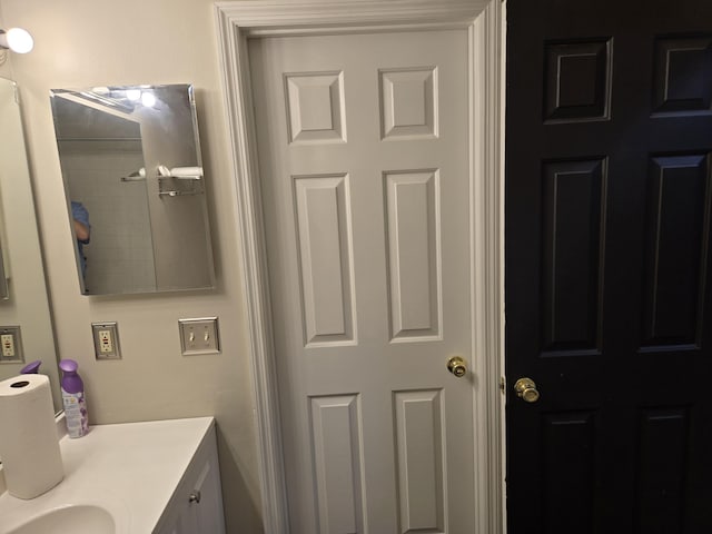 10 Meadow Ln Unit 9, Highland Heights, KY 41076 - bathroom featuring vanity