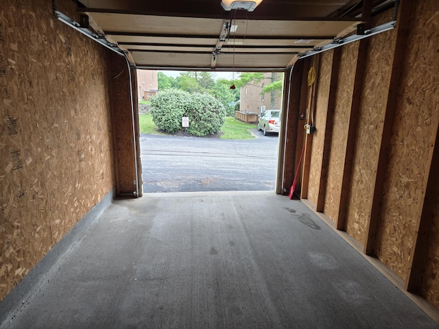 10 Meadow Ln Unit 9, Highland Heights, KY 41076 - view of garage