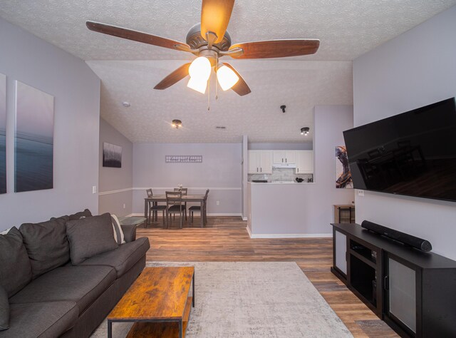 2324 Northmoor Ln Unit 208, Burlington, KY 41005 - photo 4