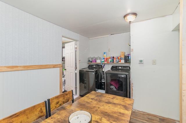 9294 Marshall Rd, Covington, KY 41015 - laundry area with separate washer and dryer and wood finished floors