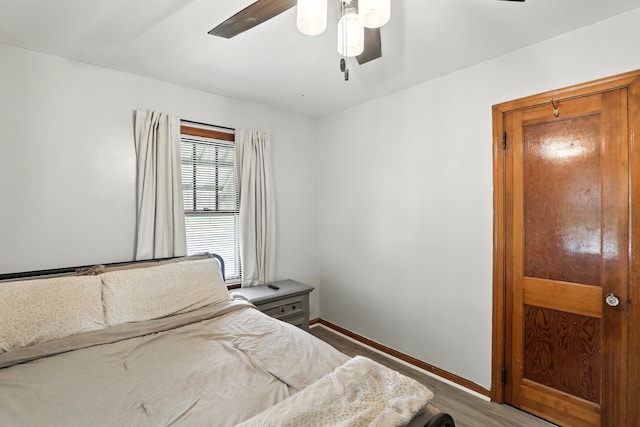 50 Russell St, Florence, KY 41042 - bedroom featuring light wood-style flooring and a ceiling fan