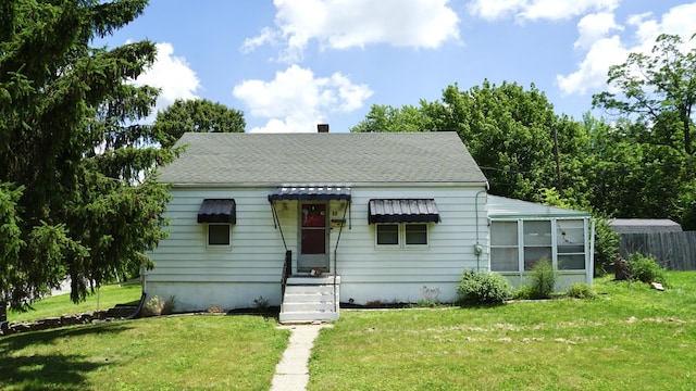50 Russell St, Florence, KY 41042 - bungalow-style house with a shingled roof