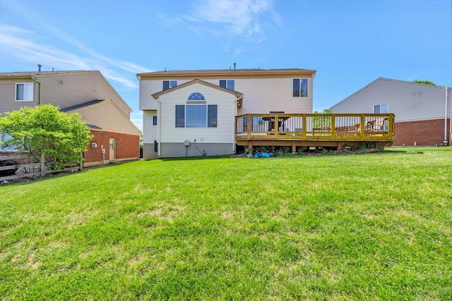 9128 Belvedere Ct, Florence, KY 41042 - rear view of property featuring a wooden deck and a lawn