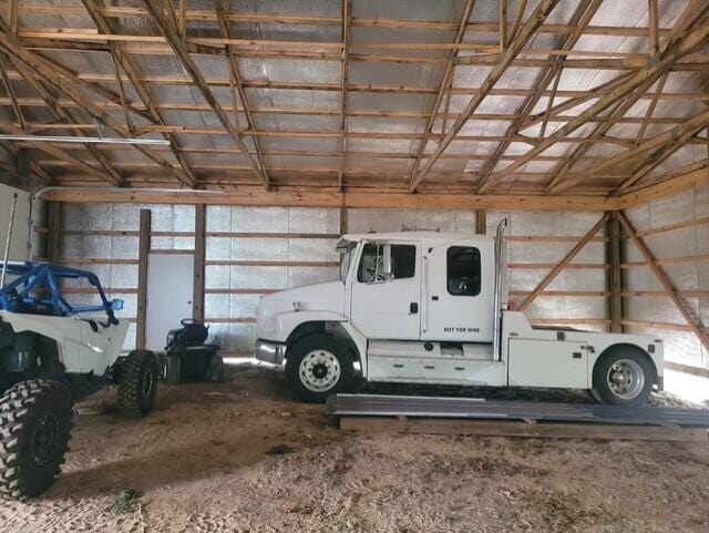 1041 Kidwell Rd, Demossville, KY 41033 - view of garage