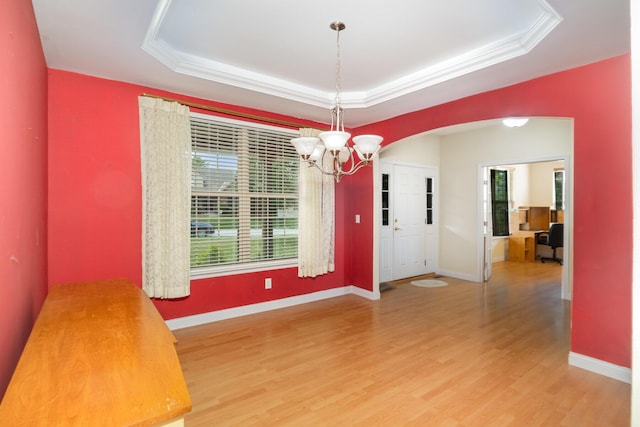 1464 Shirepeak Way, Independence, KY 41051 - unfurnished room featuring plenty of natural light, a chandelier, a raised ceiling, and ornamental molding