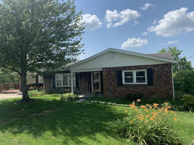 165 Davis Lake Rd, Owenton, KY 40359 - view of front of property with a front yard and brick siding
