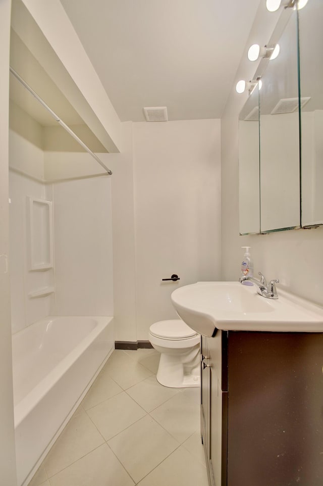 2 Doris Dr, Latonia, KY 41015 - full bathroom featuring vanity, tile patterned flooring, and shower / washtub combination