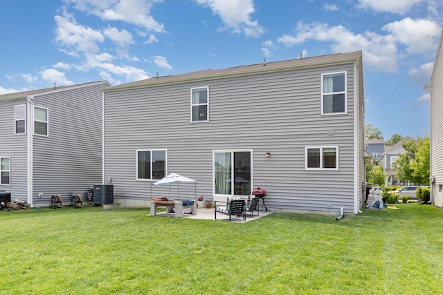 6638 Glencree Ln, Union, KY 41091 - rear view of house featuring a lawn and a patio