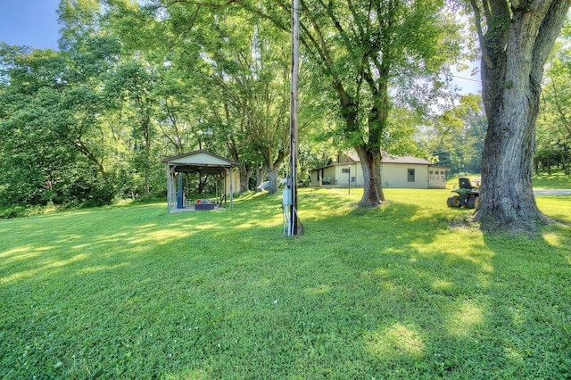 604 Rifle Range Rd, Alexandria, KY 41001 - view of grassy yard featuring a gazebo