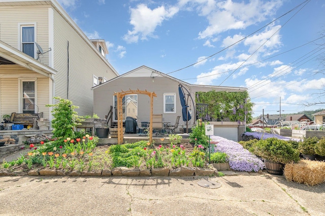 305 Helen St, Ludlow, KY 41016 - view of front of home featuring a pergola and a patio