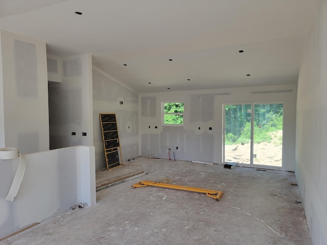 458 Eagle Creek Dr, Dry Ridge, KY 41035 - unfurnished living room with vaulted ceiling