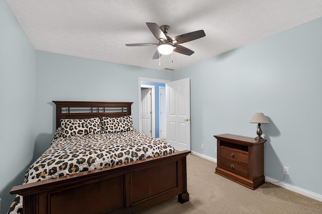 103 Mohawk Trl, Dry Ridge, KY 41035 - bedroom with light colored carpet and ceiling fan