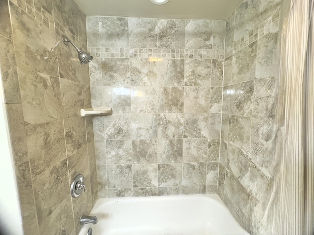 13 Drexel Ave, Florence, KY 41042 - full bathroom featuring shower / washtub combination