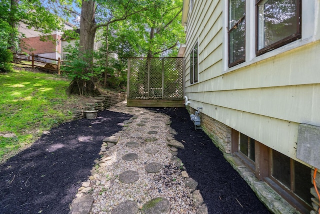 6 Hanover Pl, Fort Thomas, KY 41075 - view of yard