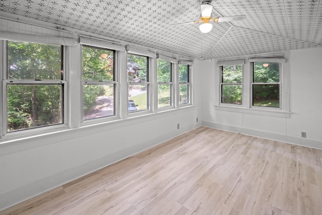 6 Hanover Pl, Fort Thomas, KY 41075 - view of unfurnished sunroom