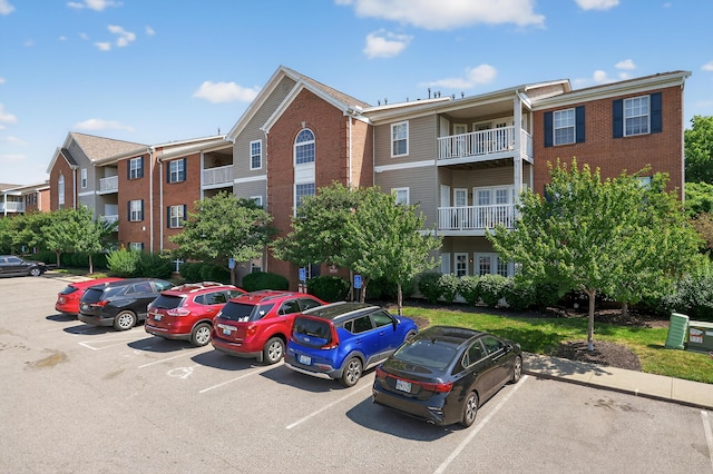 523 Ivy Ridge Dr, Cold Spring, KY 41076 - view of property featuring uncovered parking