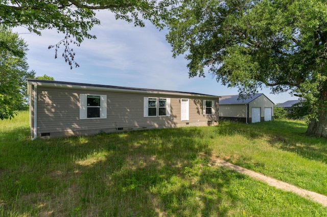6515 Cull Rd, Owenton, KY 40359 - view of front of home with crawl space, an outdoor structure, and a detached garage