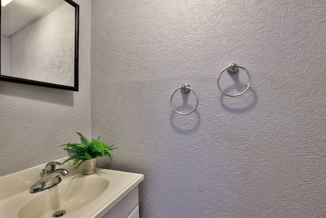 2709 Wesley Dr, Villa Hills, KY 41017 - bathroom with vanity