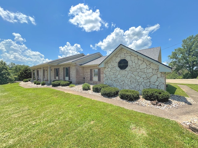 3445 Crittenden Mount Zion Rd, Dry Ridge, KY 41035 - single story home featuring a front yard and stone siding