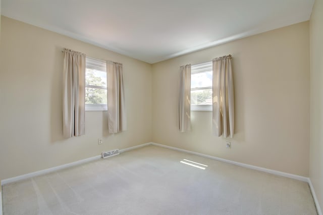 140 Williamsburg Dr, Fort Mitchell, KY 41017 - spare room featuring carpet flooring and plenty of natural light