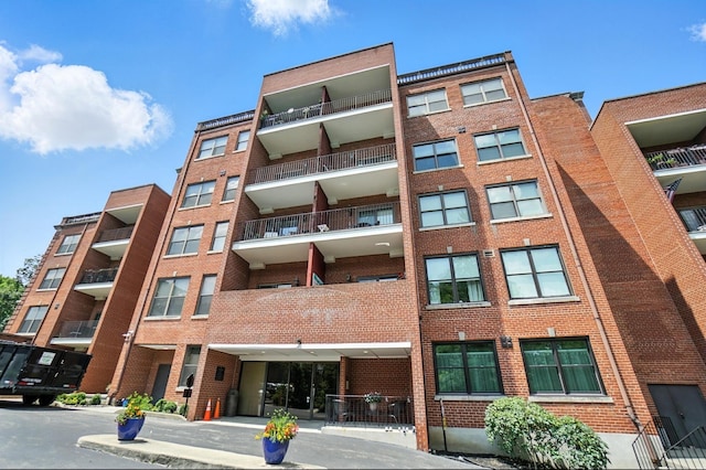 323 E 2nd St Unit 201, Covington, KY 41011 - photo 2