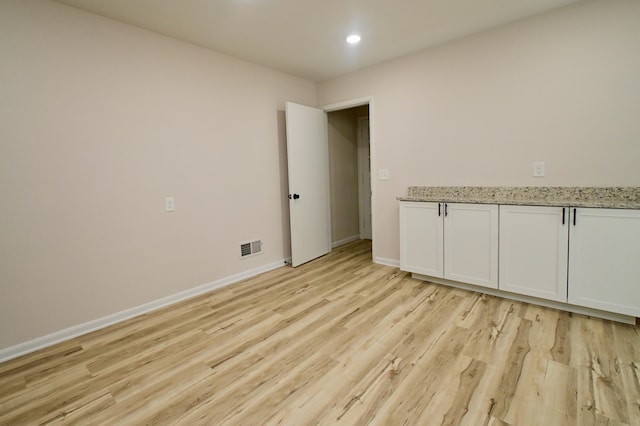 680 Manor Dr, Taylor Mill, KY 41015 - spare room with light wood finished floors and recessed lighting