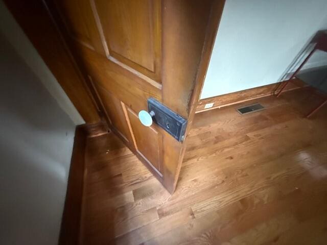 234 Walnut St, Bellevue, KY 41073 - detailed view of wood finished floors