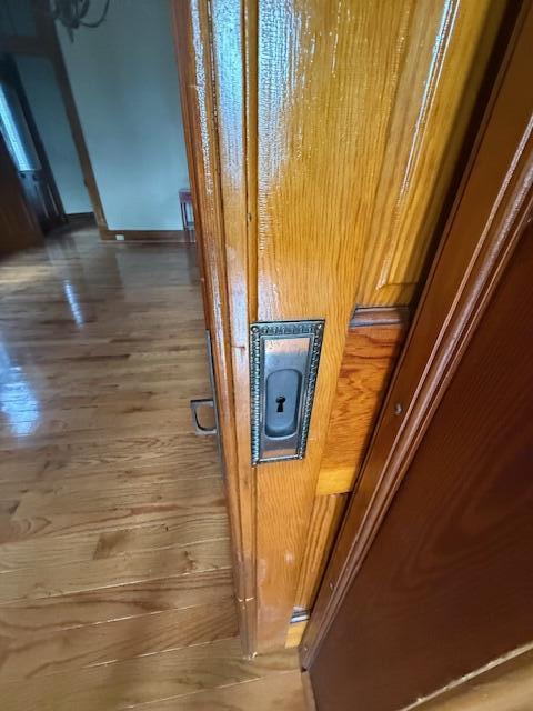 234 Walnut St, Bellevue, KY 41073 - detailed view of wood finished floors