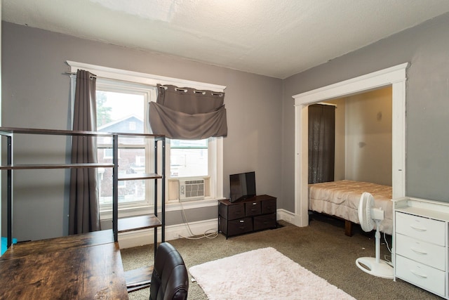 332 W 21st St, Covington, KY 41014 - bedroom featuring carpet floors, an office area, and cooling unit