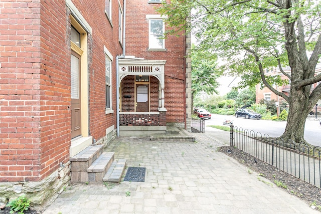 416 E 8th St, Newport, KY 41071 - view of patio / terrace