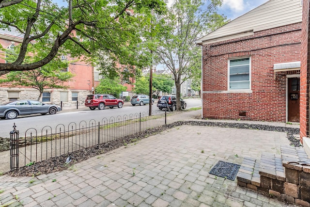 416 E 8th St, Newport, KY 41071 - view of patio / terrace